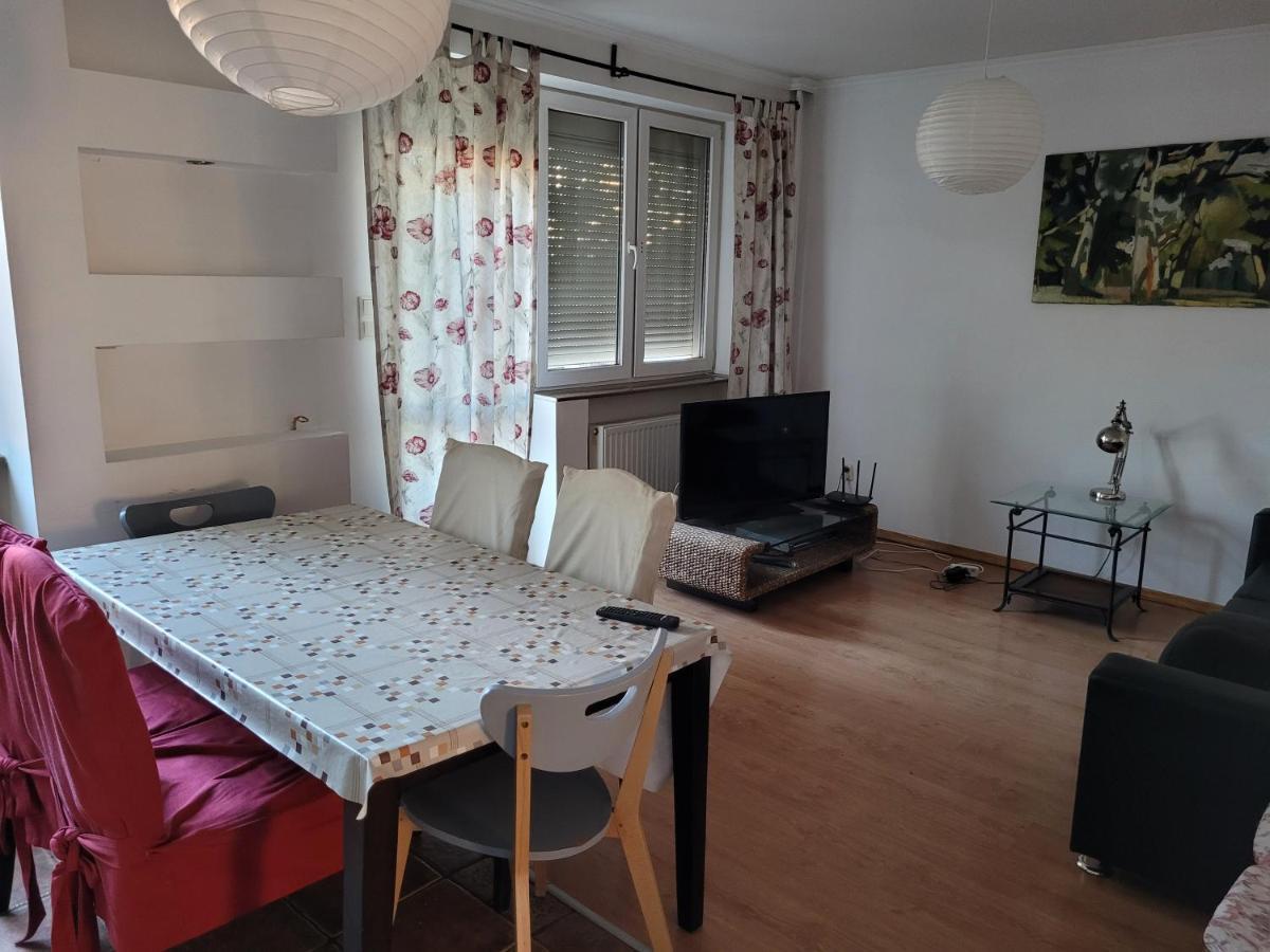 Apartament Cichy I Wygodny Stalowa Wola Ngoại thất bức ảnh